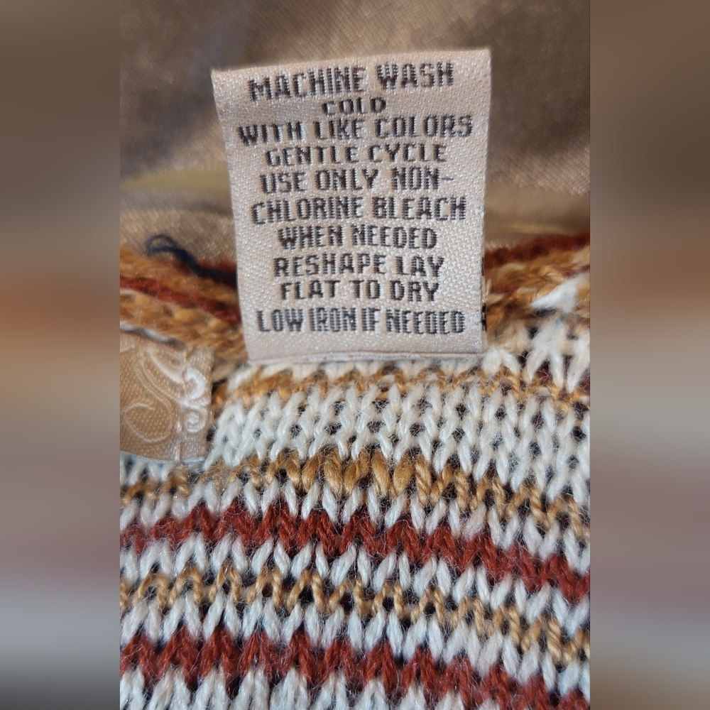 Multicolor Knit Sweater with Fringe - Picture 7 of 7